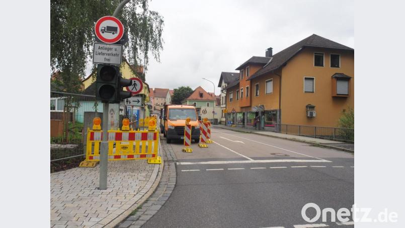 Während der kommenden Monate werden im Zuge der Brückensanierung auch immer wieder Sperrungen vorgenommen. Aktuell betrifft es nur die Fußgänger, später auch die Autofahrer. Kurzzeitig ist auch eine Vollsperrung notwendig. Bild: ws