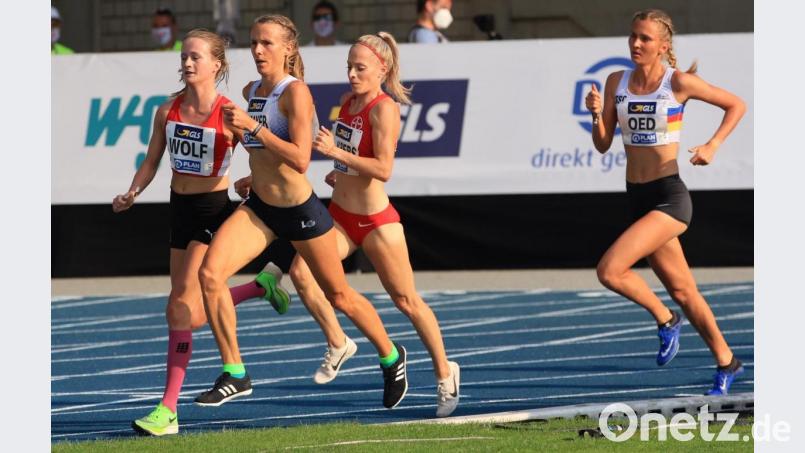 Domenika Mayer (Zweite von links) will am Samstag die EM-Norm über die 10 000 Meter knacken. Bild: Kiefner