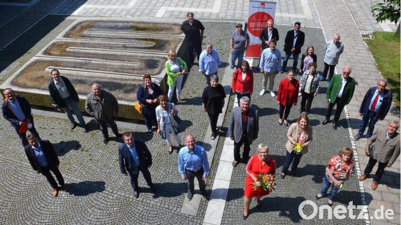 Das ist der neugewählte Vorstand des SPD-Stadtverbands. An der Spitze steht Sabine Zeidler. Bild: Kunz