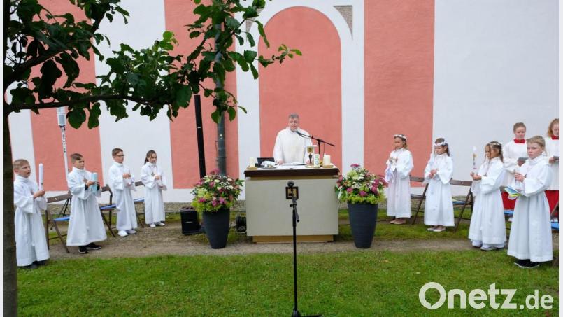 Im idyllischen Klosterhof feiern am Samstag acht Kinder Erstkommunion. Bild: do