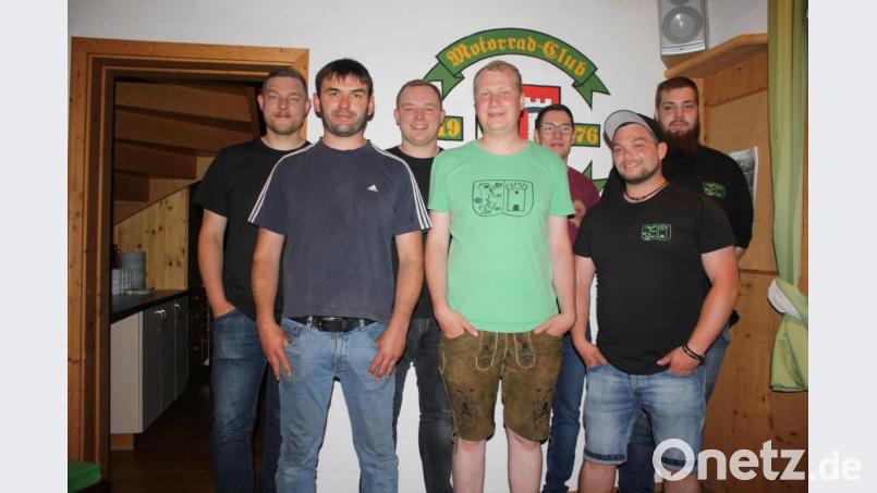 Der neue Vorstand des Motorradclubs Oberbibrach besteht aus (von links): Lukas Eckert, Thomas Keck, Nikolas Eckert, Timo Busch, Hannes Schmid, Patrick Hösl und Sebastian Schönmann. Bild: edo