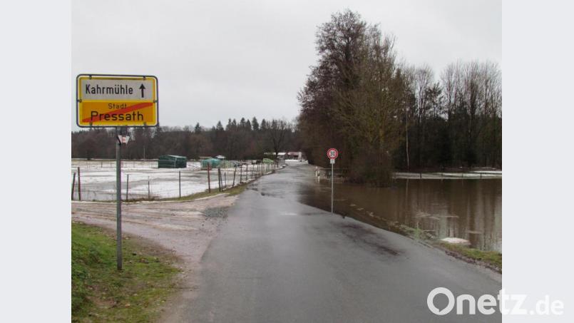 Erst Ende Januar hieß es im Bereich Pressath Land unter: Damals überflutete Schmelzwasser Wiesen und Straßen. Archivbild: is