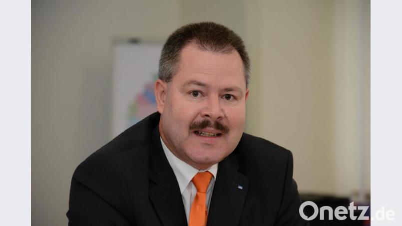 Vorstandssprecher Bernhard Werner skizzierte die wirtschaftliche Situation der VR Bank Mittlere Oberpfalz. Bild: Hartl