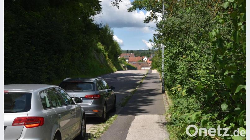 Die Straße Am Spittlberg ist auf der Prioritätenliste unter den Rubriken &quot;Gehwegsanierung&quot; sowie &quot;Fräs- und Asphaltarbeiten&quot; aufgeführt. Bild: Andreas Royer