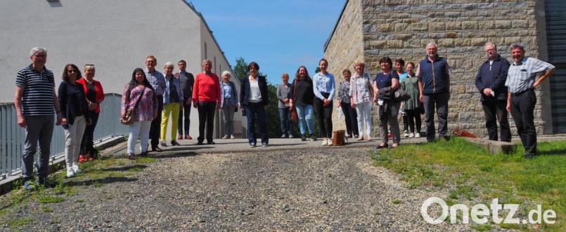 Die Flüchtlingshelfer hatten sich viel zu erzählen. Bild: Bühner