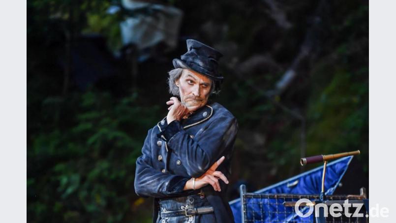 TV-Star Eisi Gulp brilliert in diesem Jahr als Boandlkramer bei den Luisenburg-Festspielen. Bild: FLO MIEDL/Luisenburg- Festspiele