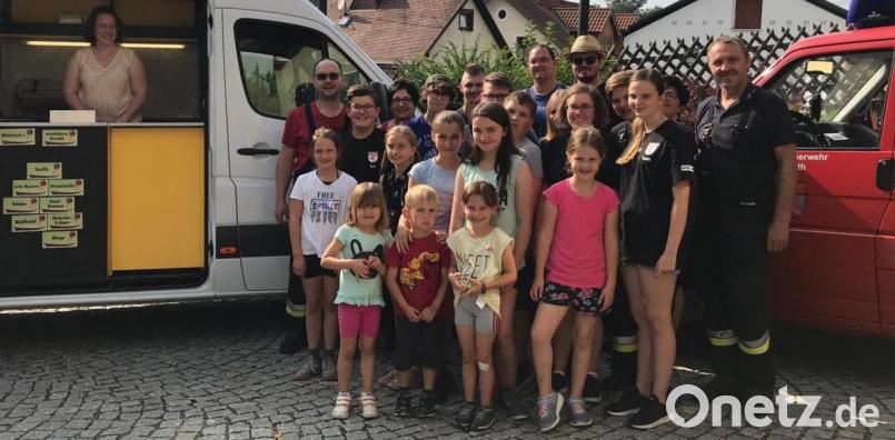 Auch 2019 hat sich die Feuerwehr am Ferienprogramm der Gemeinde beteiligt. Heuer dreht sich am 21. August alles um die Brandschützer. Archivbild: soj