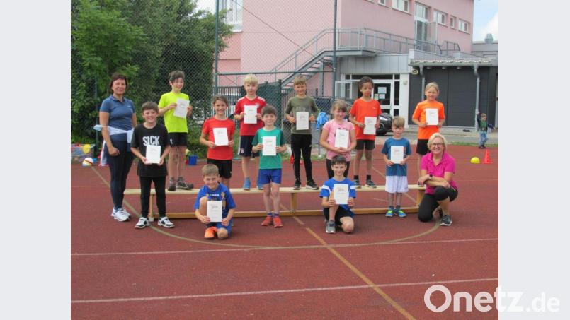 Die Schüler konnten stolz sein auf ihre Leistungen und wurden in einer kleinen Siegerehrung mit Ehrenurkunden noch am selben Tag belohnt. Bild: soj