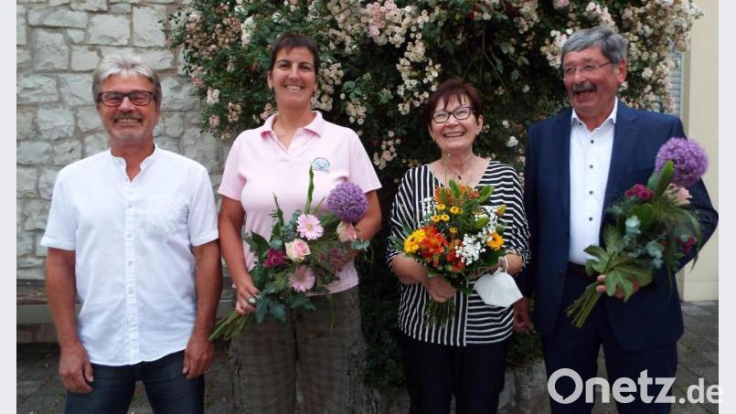 Die Geehrten und Verabschiedeten (von links) Konrad Opitz, Vanessa Vogel, Eva Mirz und Eduard Hanauer. Bild: e
