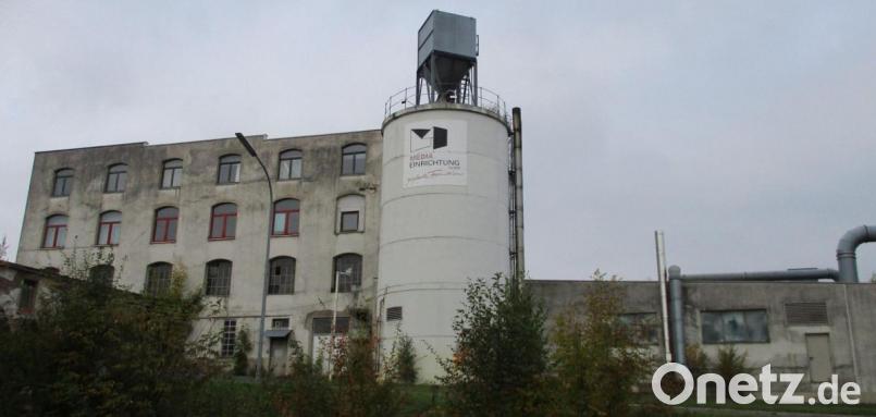 Ein Bild aus vergangenen Tagen: Die Media-Brache prägte lange Zeit das Ortsbild Neusorgs. Mittlerweile ist dieser Teil der ehemaligen Fabrik abgerissen. Archivbild: kkl
