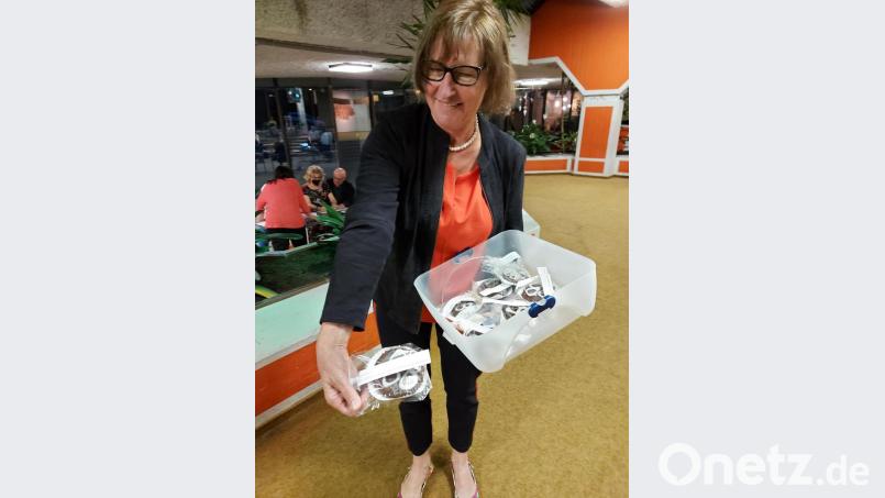 Während der Stimmenauszählung bei den Neuwahlen, waren die Lebkuchen eine willkommene Stärkung. Bild: lg