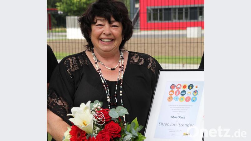 Seltene Ehrung beim TVW: Silvia Stark ist Ehrenvorsitzende des TV Waldsassen. Bild: kro