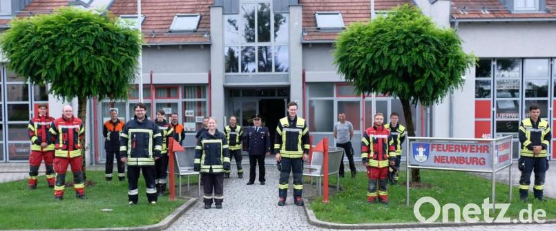 Die erfolgreichen Teilnehmer am Lehrgang &quot;Absturzsicherung&quot;. Bild: Georg Schmid/exb