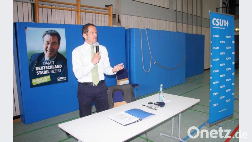 Gastredner bei der Kreisversammlung der CSU im Landkreis Tirschenreuth war Bundestagsabgeordneter Albert Rupprecht. Bild: wro