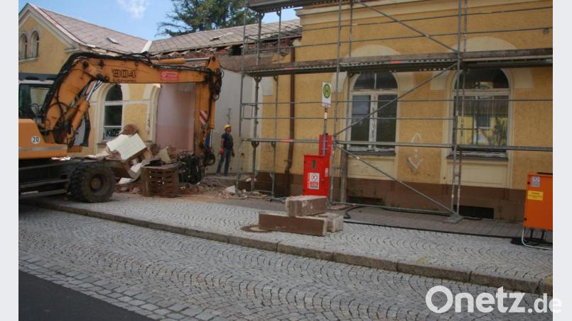 Die Baustelle wurde vor wenigen Tagen eingerichtet. Die Arbeiten sind bereits im vollen Gange. Bild: wro
