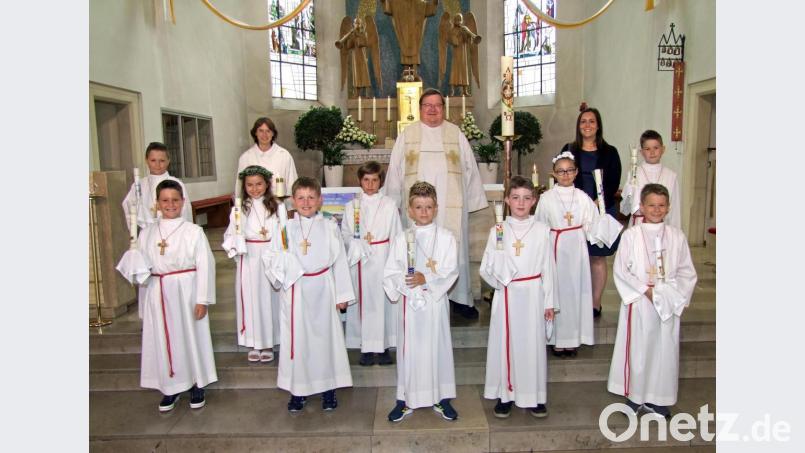 In Windischeschenbach traten zehn Kinder zum ersten Mal an den Tisch des Herrn. Bild: Fotostudio Gerl/exb