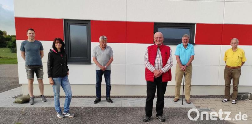 Die Vorstandschaft des Fördervereins. Von links: Christian Perl, Caroline Sobirey, Norbert Geier, Heinz Biersack, Hermann Paulus und Dr. Eduard Schreglmann Bild: ü