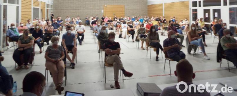 Bürgerversammlung, gut besucht Bild: e