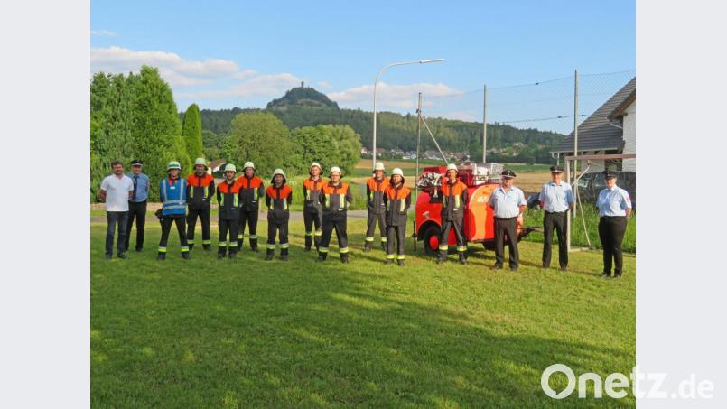 Zehn Feuerwehrkameraden der Mockersdorfer Wehr meisterten die Leistungsprüfung. Bild: ow