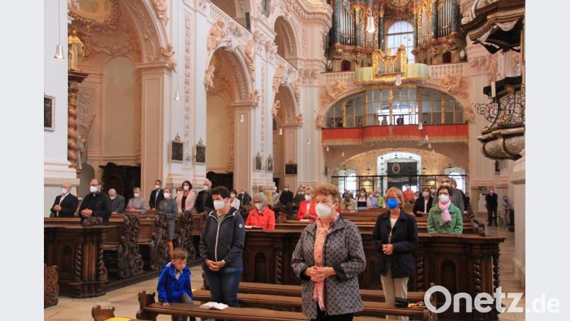 Gut besucht war der Festgottesdienst zum Heilige-Leiber-Fest in der Basilika. Bild: kro