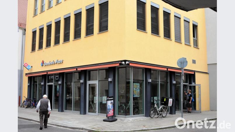 Die Zeiten des Backopera-Leerstands sind vorbei: Im Juni ist der Domino's Pizza Store eingezogen. Bild: Stephan Huber