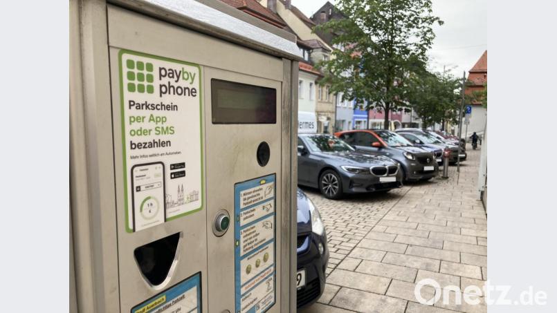 Ab Montag, 9. August, können in Auerbach Parkgebühren über Pay By Phone beglichen werden. Bild: Stadt Auerbach/exb
