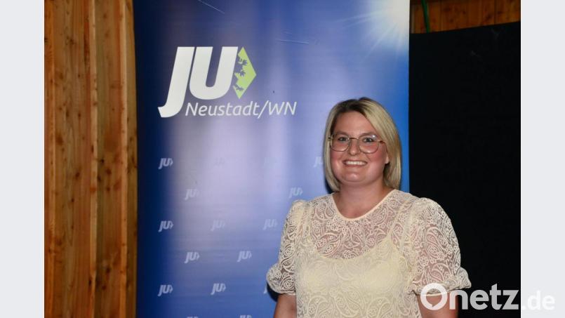 Marina Placzek, umzugsbedingt jetzt Junge Union Pressath, ist neue Vorsitzende des Kreisverbandes der Jungen Union. Bild: bey