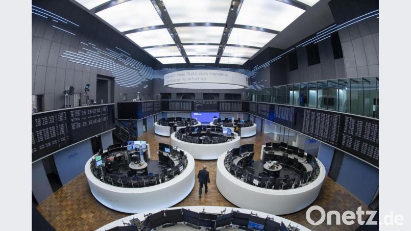 Der Handelssaal der Frankfurter Börse. Statistisch stehen mit August und September im Vergleich relativ schwache Börsenmonate bevor. Symbolbild: Boris Roessler/dpa