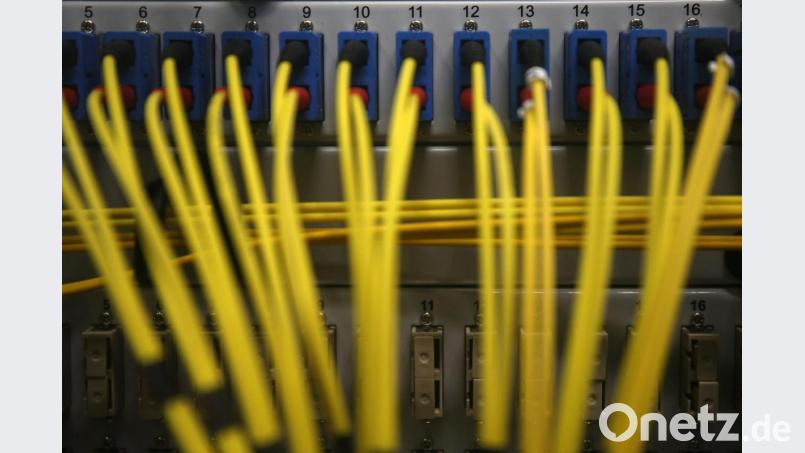 Über die Frage, einen eigenen Server zu kaufen oder auf ein externes Rechenzentrum zurückzugreifen, denkt die Verwaltungsgemeinschaft Königstein nach Symbolbild: Oliver Berg/dpa