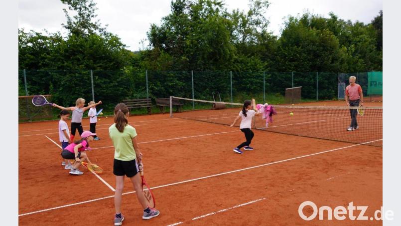 Ferien -Tennisnachmittag des TC Waldthurn. Bild: fvo