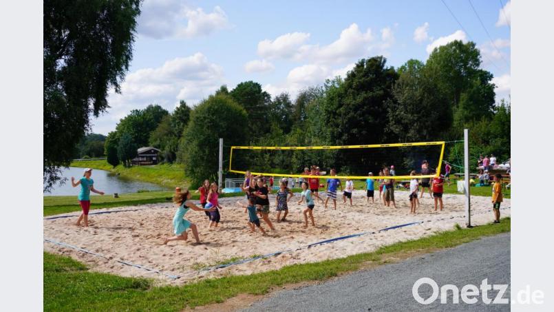 Auch Volleyball stand auf dem Programm Bild: fvo
