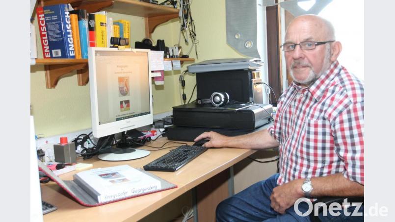 Rupert Herrmann arbeitet derzeit an einer Zusammenstellung der Kriegsopfer in der Gemeinde Georgenberg. Bild: pi