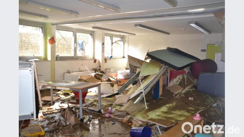 Die Fluten haben die Evangelische Grundschule Stadtmitte (EGS) in Eschweiler völlig verwüstet - Unterricht ist dort momentan nicht möglich. Bild: Verena Gollan/exb