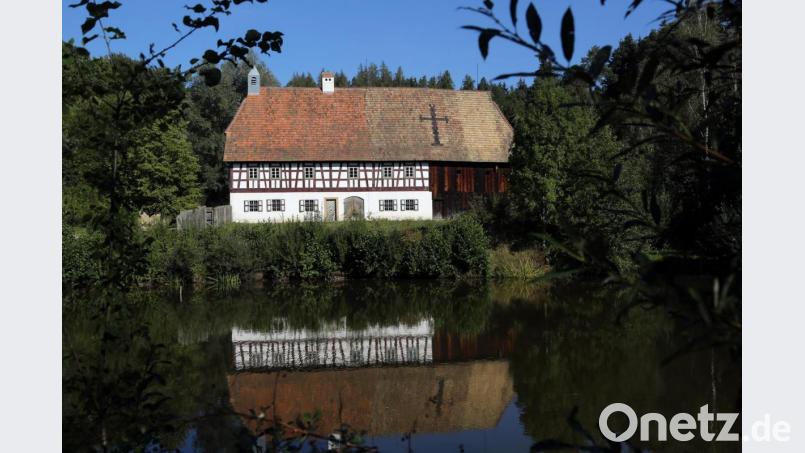 Aktuell dürfen die historischen Gebäude auf dem Gelände nicht betreten werden. Ein Blitzeinschlag hat das Brandmeldesystem vorerst lahmgelegt. Archivbild: Gerhard Götz