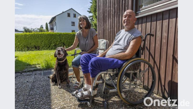 Nach einigen Verzögerungen sind Ulrike Müller und ihr Ehemann Jürgen Lieberwirth in Waldershof angekommen. Bild: dtr