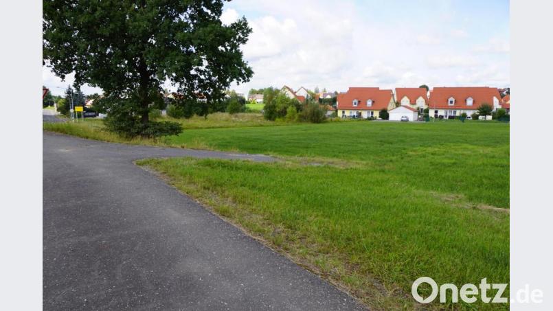 Statt eines Hochhauses mit vier Stockwerken und zwölf Wohneinheiten sollen nun im Baugebiet Büttrischwiesen zwei Wohnanlagen mit insgesamt zehn Wohneinheiten errichtet werden. Bild: bkr