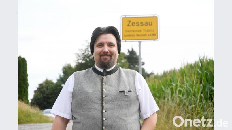 Roland Bayer (44) aus Zessau geht im Wahlkreis Weiden zum ersten Mal bei der Bundestagswahl als Direktkandidat für die Bayernpartei ins Rennen. Bild: Gabi Schönberger