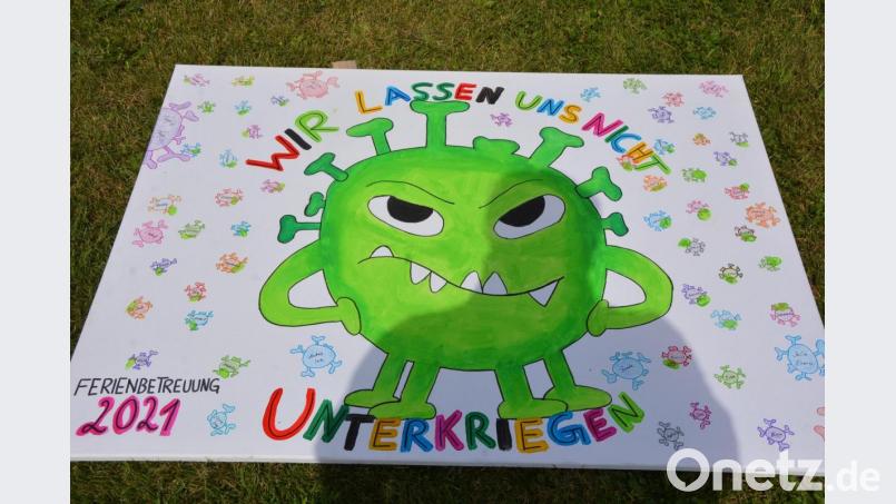 Unter diesem Motto läuft heuer die Inklusive Kinderbetreuung der Lebenshilfe in den Sommerferien. „Wir lassen uns nicht unterkriegen“, heißt es auf selbst angefertigten Plakat. Bild: jr