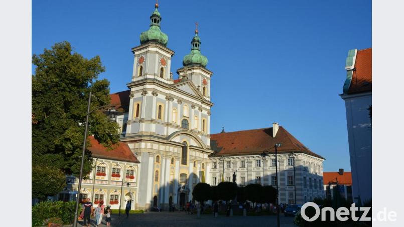 Die sechs Glocken der Basilika erklangen am Samstagabend bei einer Klangmeditation. Bild: jr