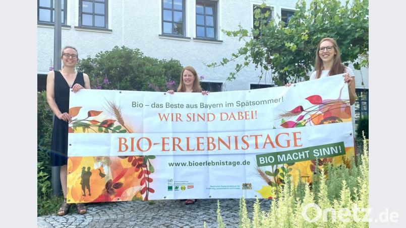 Laura Stecher, Christine Lauterbach und Lisa Hertel (von links) werben für die Bio-Erlebnistage. Bild: Landratsamt Wunsiedel/exb