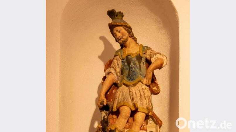 Bekannt ist der heilige Florian vor allem als Schutzpatron der Feuerwehrleute. In Mähring steht er für eine bewegte Familiengeschichte. Bild: Klaus Schicker