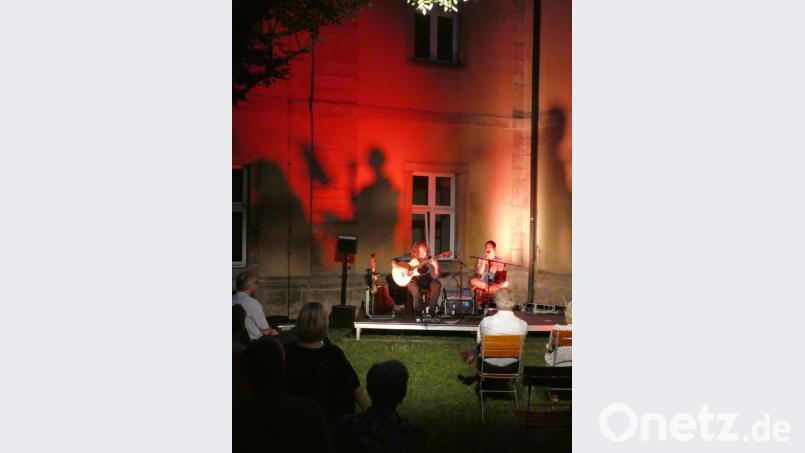 Peter Autschbach und Samira Saygili bei ihrem Konzert im Kloster Ensdorf. Bild: Jürgen Zach