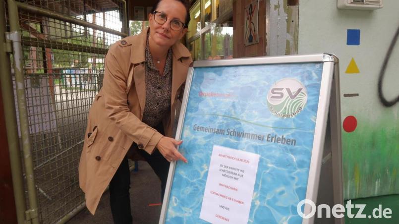 Schwimmvereins-Vorsitzende Ilona Forster will Kindern und ihren Eltern das gemeinsame Badevergnügen ermöglichen. Bild: Kunz