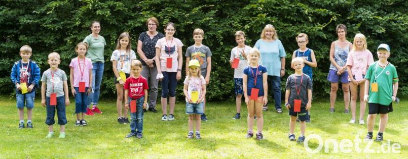 &quot;Spiele mit Grenzen&quot; hatte sich das Helferteam des Landvolks Wernersreuth für das Ferienprogramm ausgedacht. Die Kinder hatten dabei viel Freude. Bild: joz