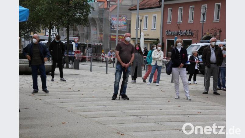 Überschaubar, die Anzahl der Besucher abgesperrten Raum. Bild: kro