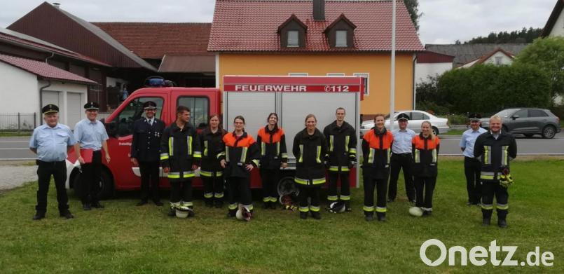 Die Leistungsprüfung von Silber bis Gold/Grün legten die Aktiven der FW Leau ab. Bild: exb