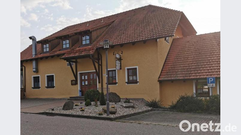 Die Übernahme eines Gaststättenbetriebs ist mit viel Arbeit verbunden. Der TSV-Förderverein setzt dazu 40 Helfer ein. Bild: gz