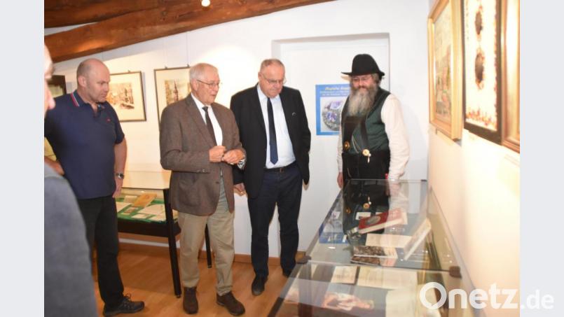 Eine Sonderausstellung gibt es aktuell im Tachauer Museum im Alten Schulhaus in Weiden zu sehen. Bild: hcz