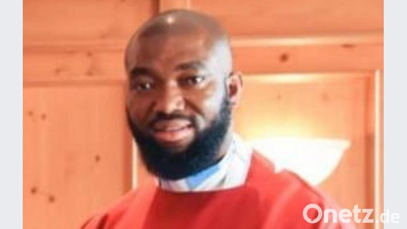 Der neue Vikar der Pfarreiengemeinschaft Oberköblitz-Wernberg: Herr Ukatu Bonaventure Uchechukwu. Bild: pmis