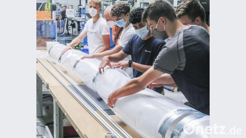 Azubis von Baumann Automation haben die Lüftungsanlage für das GMG erstellt. Bild: Baumann Automation/exb